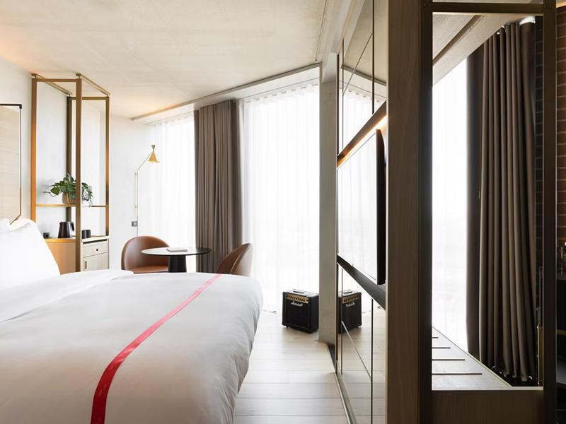 Ruby Emma Hotel Amsterdam by IHG image