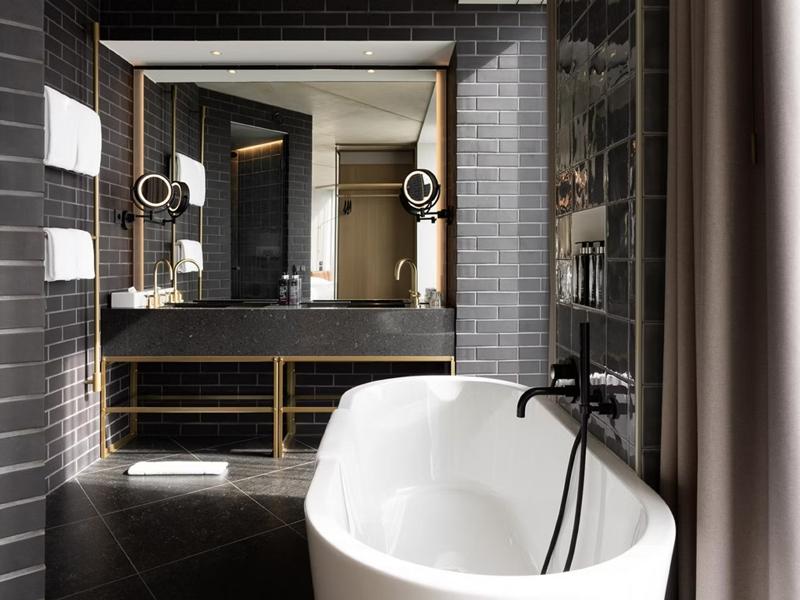 Ruby Emma Hotel Amsterdam by IHG image