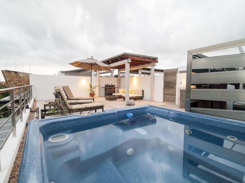 VIA 38 Condo Boutique image