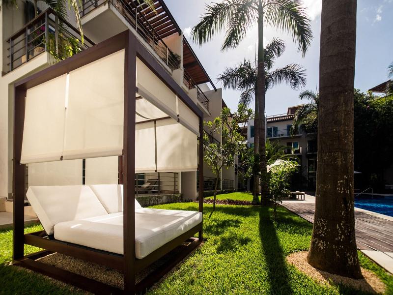 VIA 38 Condo Boutique image