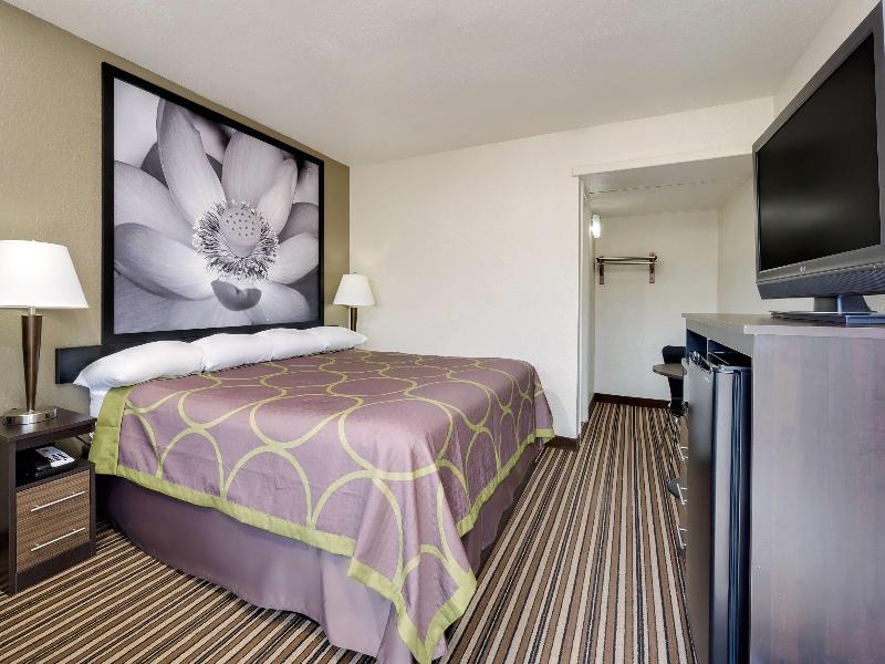 Super 8 by Wyndham Florence image