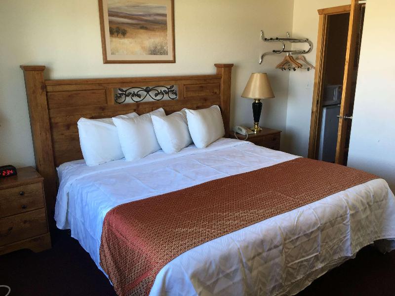 FairBridge Inn & Suites Williston image