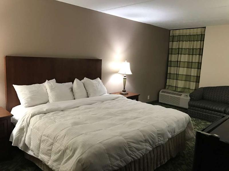 Travelodge by Wyndham Houghton Lake