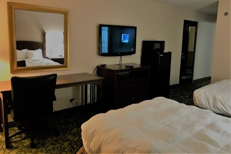 Quality Inn Houghton Lake 5