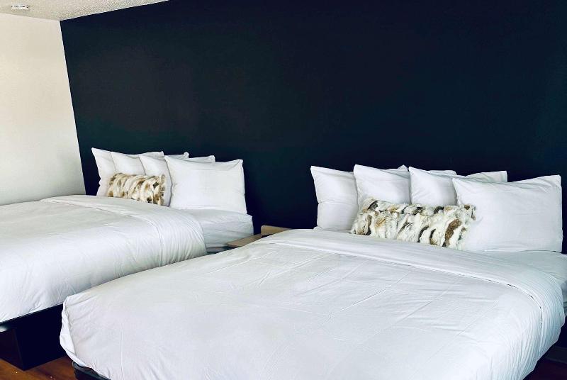 Travelodge by Wyndham Wall image