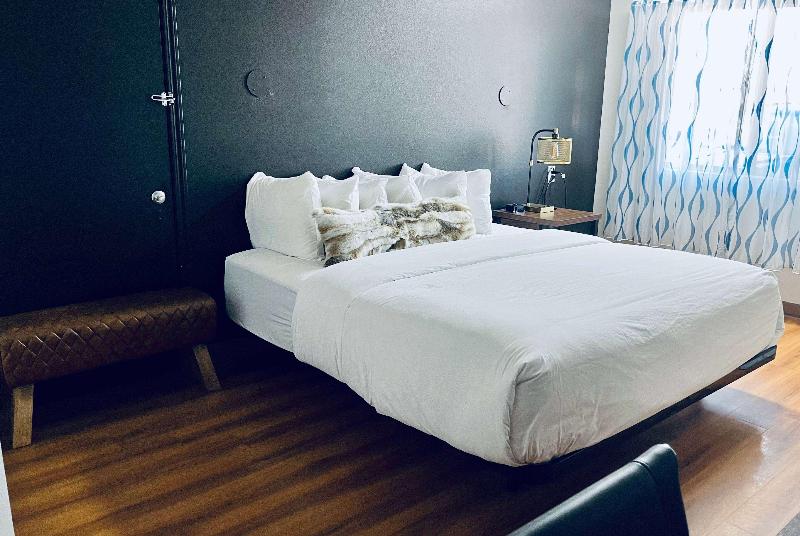 Travelodge by Wyndham Wall image