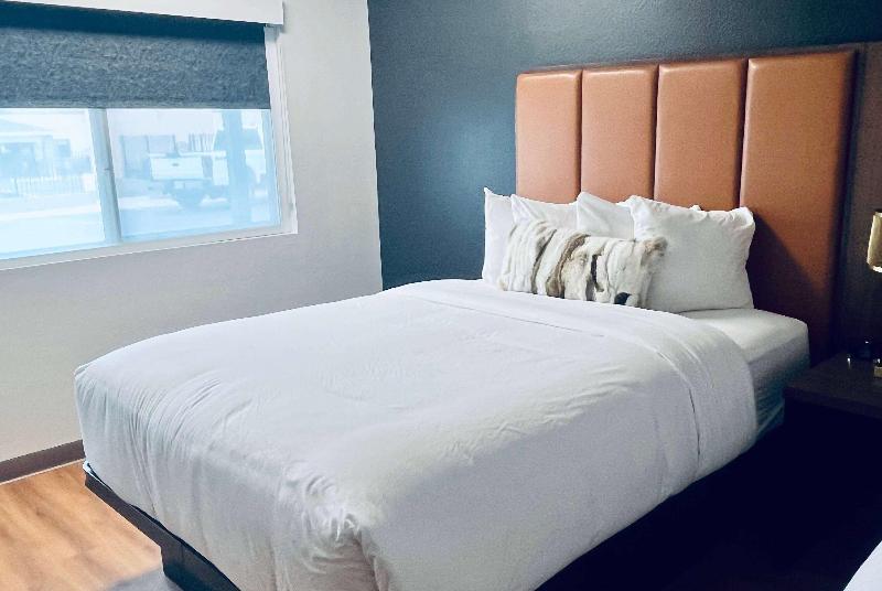 Travelodge by Wyndham Wall image