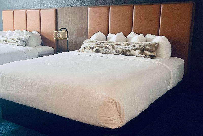 Travelodge by Wyndham Wall image