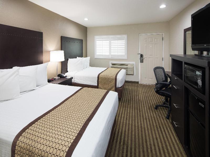 Days Inn by Wyndham El Centro image