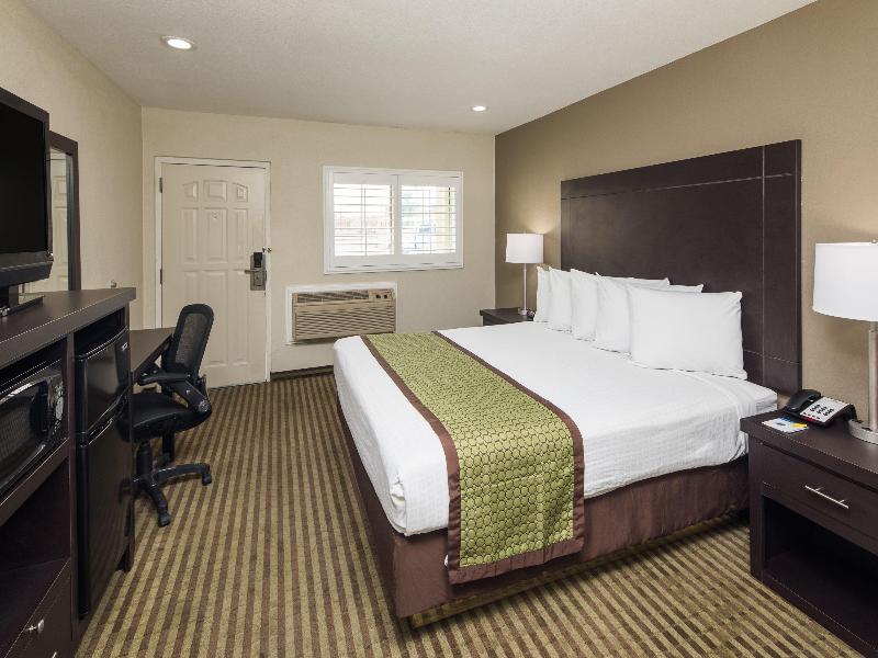Days Inn by Wyndham El Centro image