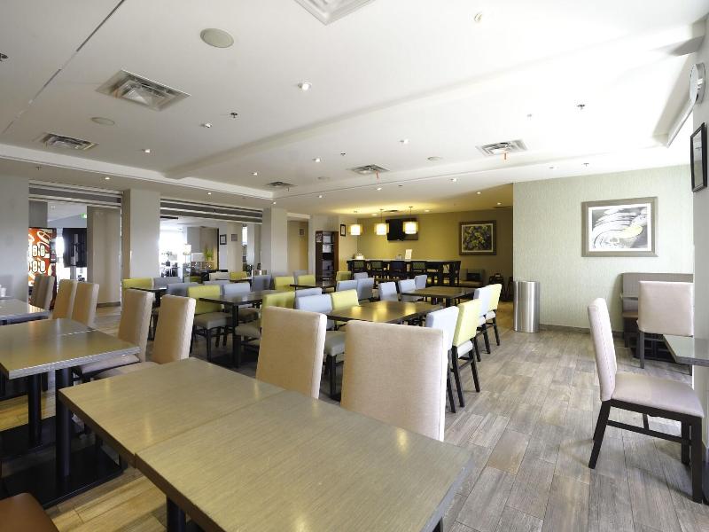 Fairfield Inn & Suites by Marriott Airdrie