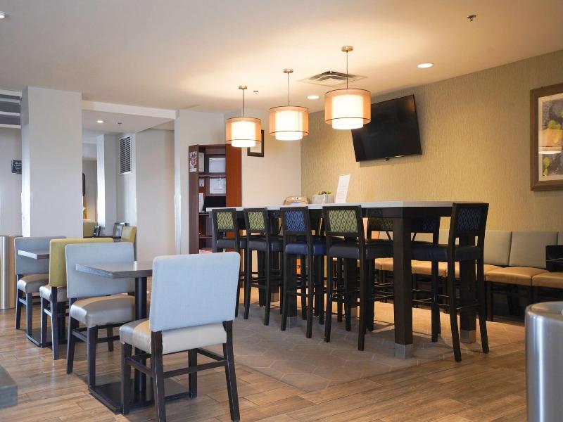 Fairfield Inn & Suites by Marriott Airdrie