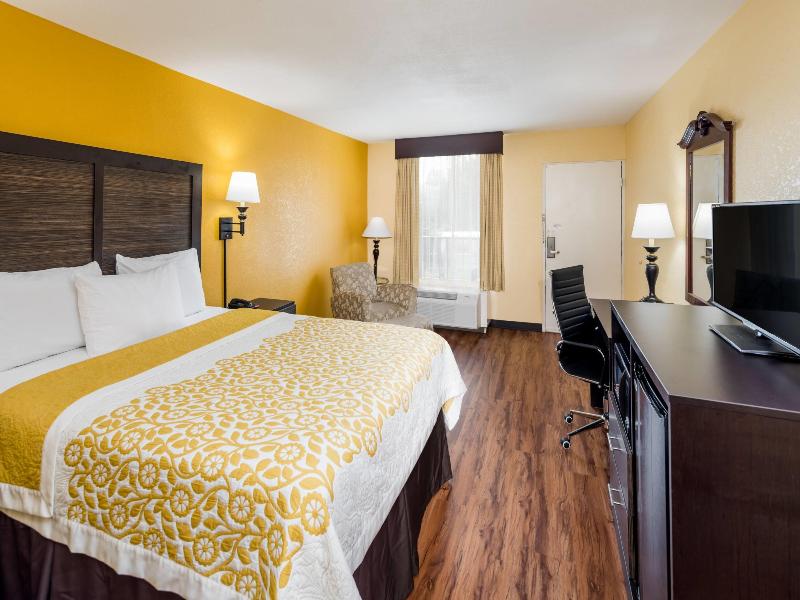 Days Inn by Wyndham Madison image