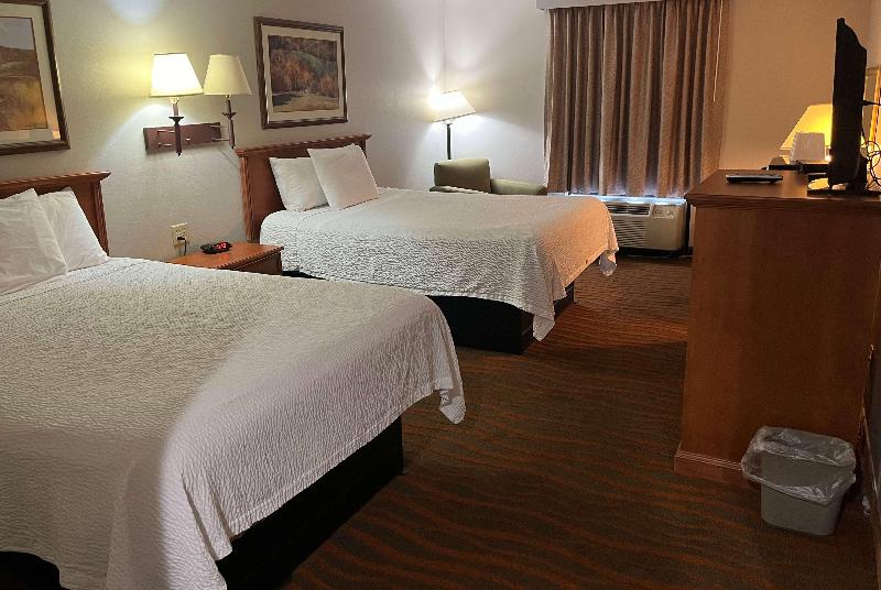 Days Inn & Suites by Wyndham Cuba image