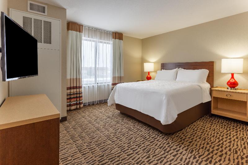 Candlewood Suites Fargo South – Medical Center photo 13