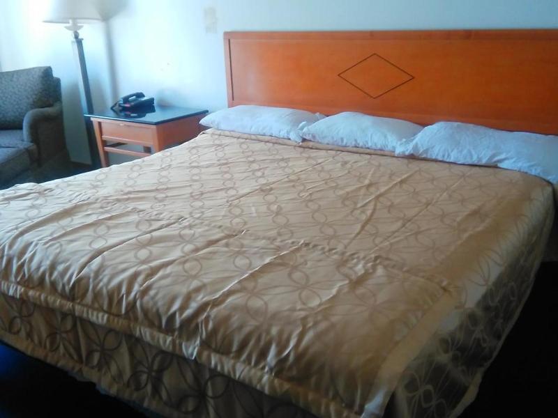 Travelodge by Wyndham Horseheads image