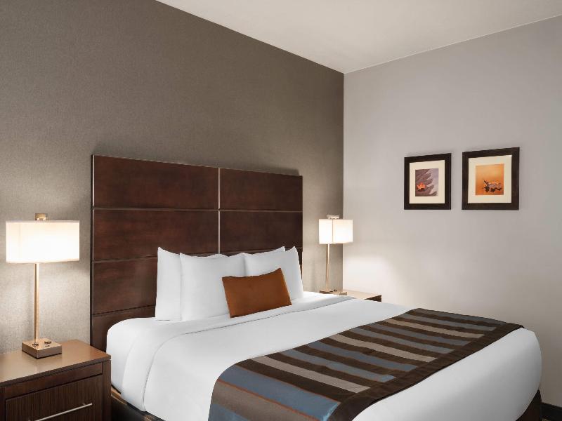 Wingate by Wyndham Hurricane/Zion National Park image