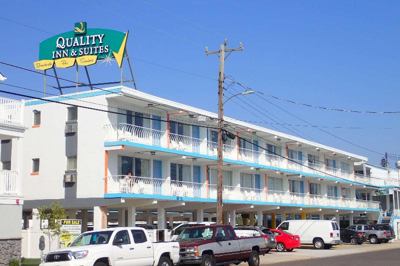 Boardwalk Hammock Inn & Suites Wildwood Beach Hote image