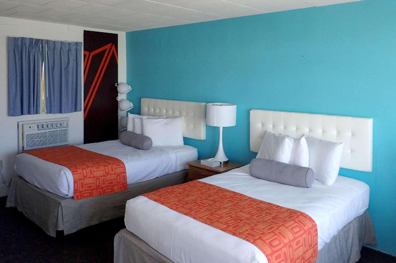 Boardwalk Hammock Inn & Suites Wildwood Beach Hote image