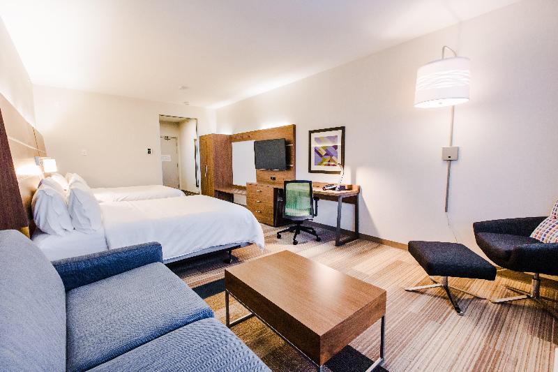 Holiday Inn Express and Suites West Edmonton-Mall image