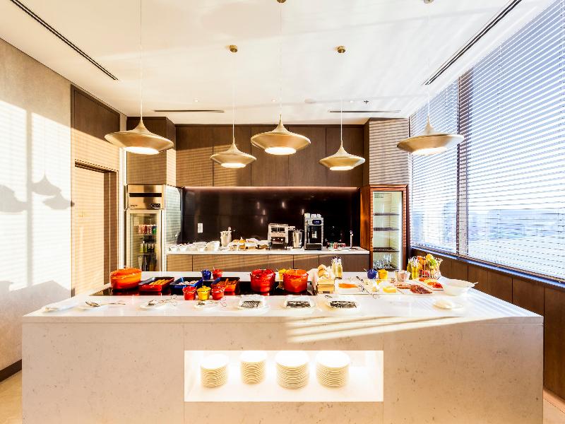 Crowne Plaza Vientiane image