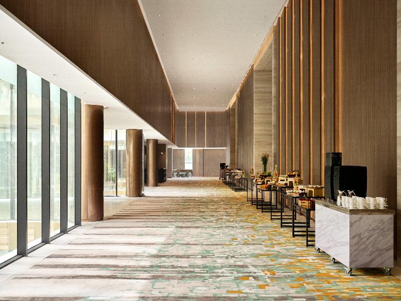 Crowne Plaza Vientiane image