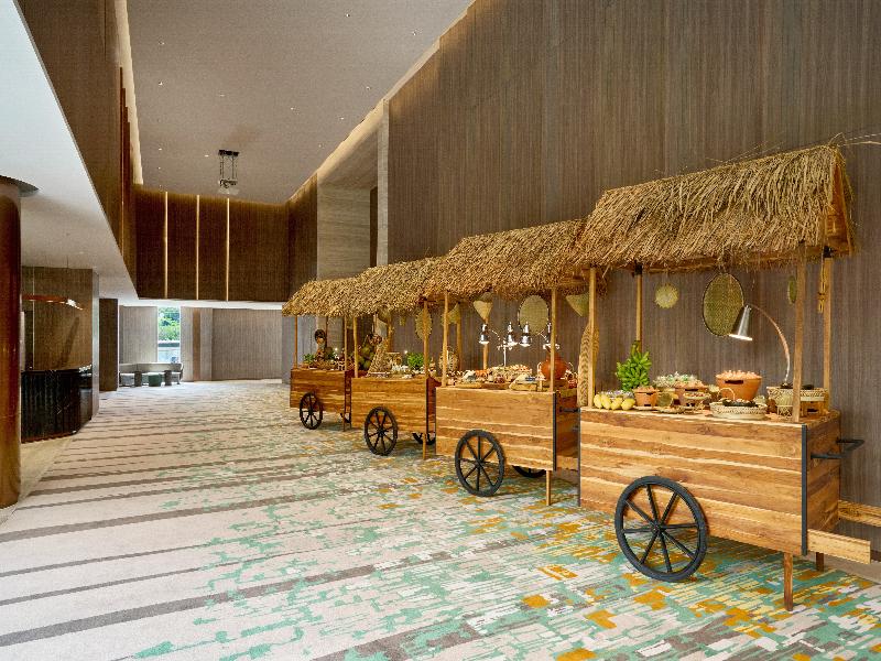 Crowne Plaza Vientiane image