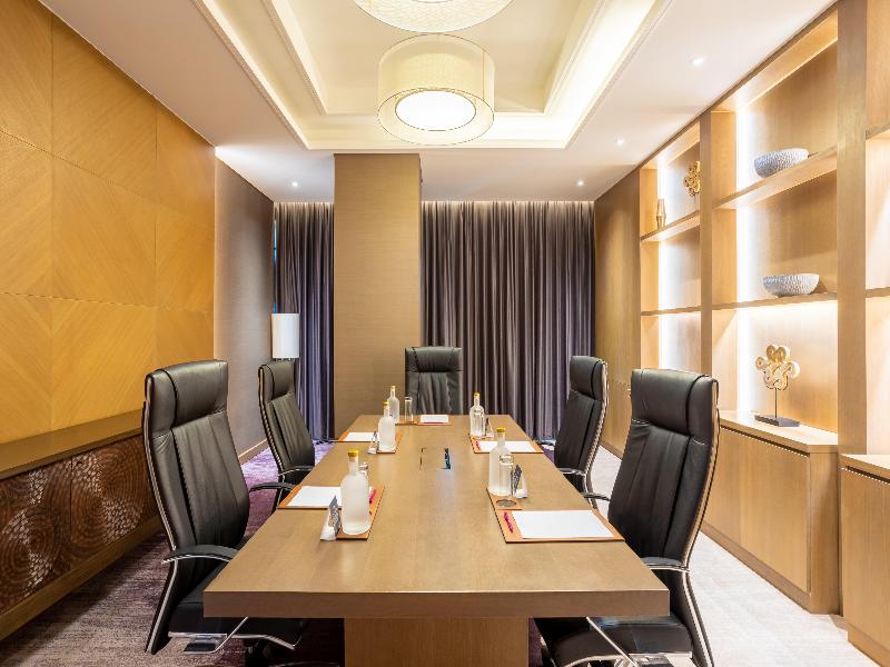 Crowne Plaza Vientiane image