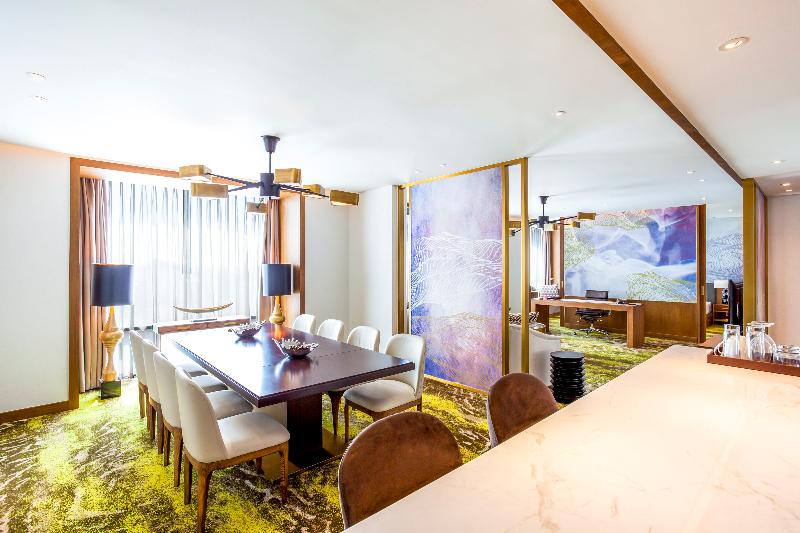 Crowne Plaza Vientiane image