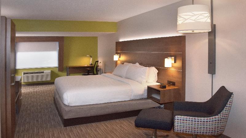 Holiday Inn Express Mt. Pleasant - Scottdale photo 11