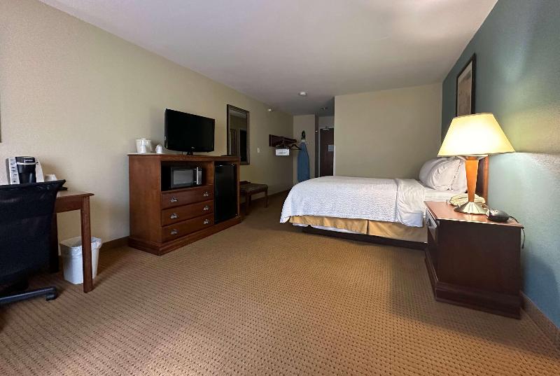 Wingate By Wyndham Newell image