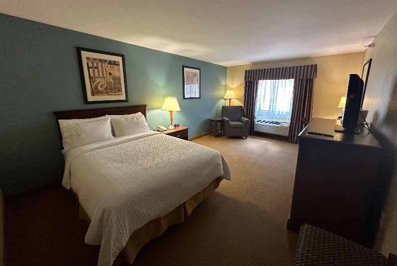 Wingate By Wyndham Newell image