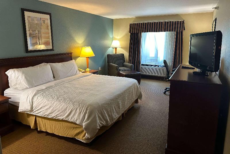 Wingate By Wyndham Newell image