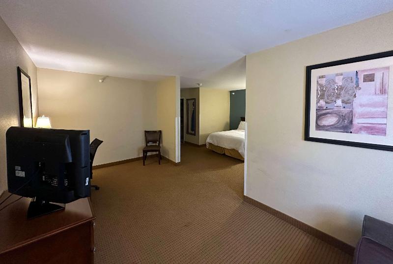 Wingate By Wyndham Newell image