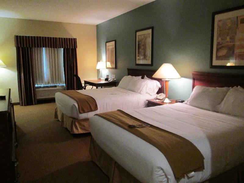 Holiday Inn Express Newell-Chester WV