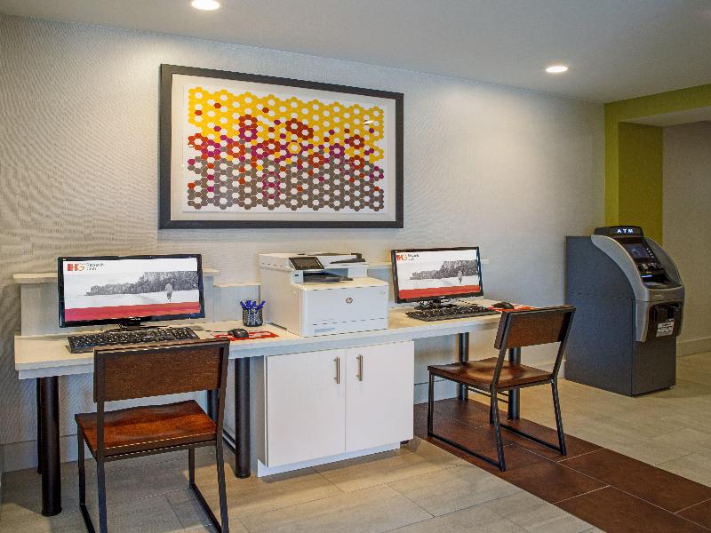Holiday Inn Express Nags Head Oceanfront by IHG image