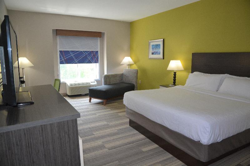 Holiday Inn Express and Suites Caryville image