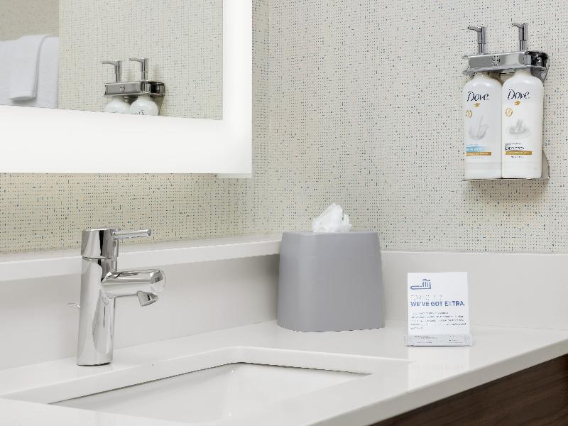 Holiday Inn Express Knoxville-Strawberry Plains image