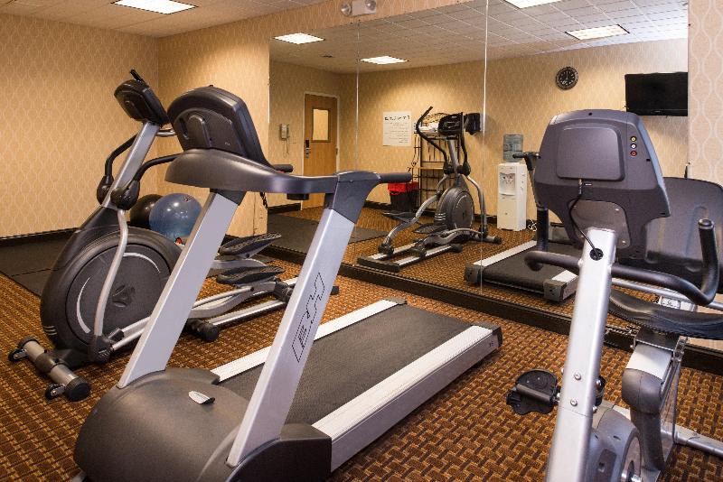 Holiday Inn Express And Suites Bucyrus image