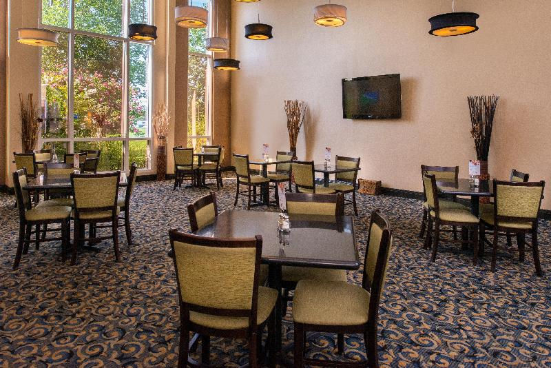 Holiday Inn Express And Suites Bucyrus image