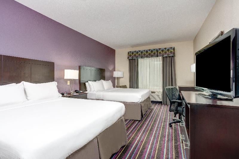 Holiday Inn Express and Suites Raceland - Highway photo 20