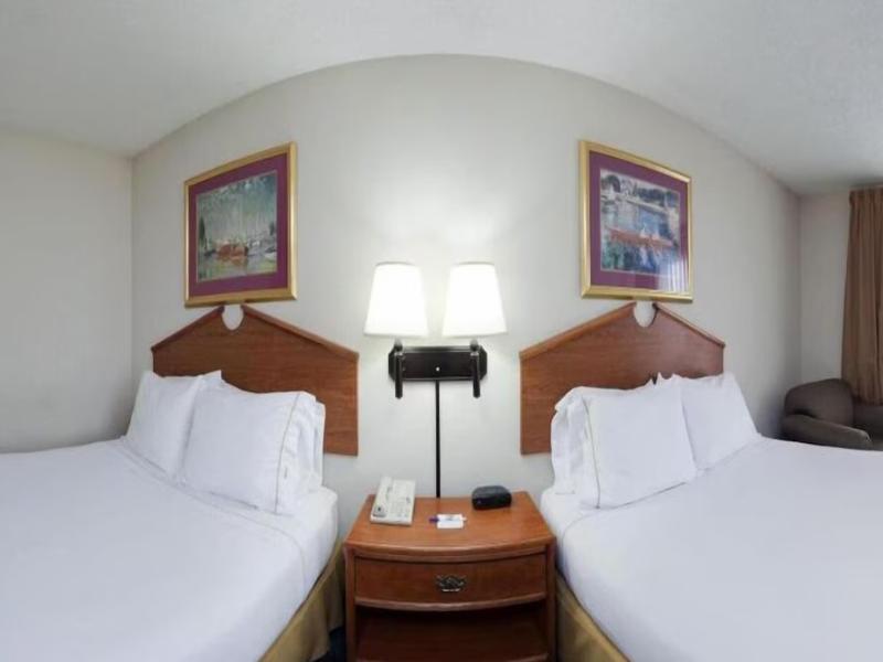 Holiday Inn Express & Suites Vinita By IHG image 6