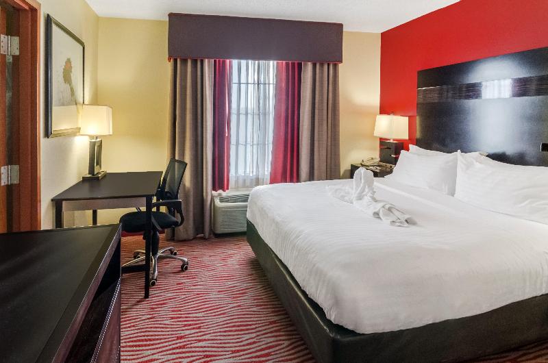 Holiday Inn Express & Suites Vinita By IHG image