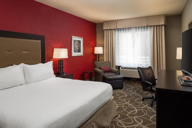 Holiday Inn Express Klamath - Redwood Ntl Pk Area image