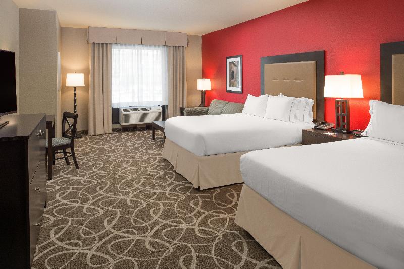 Holiday Inn Express Klamath - Redwood Ntl Pk Area image