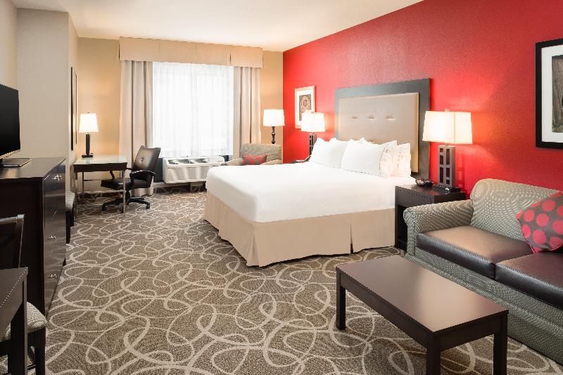 Holiday Inn Express Klamath - Redwood Ntl Pk Area image