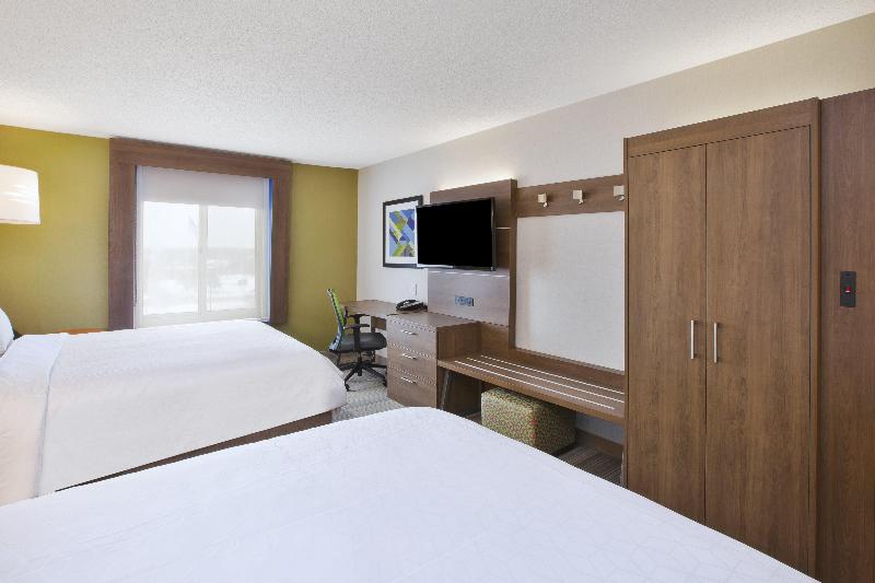 Holiday Inn Express & Suites Auburn Hills By IHG photo 23