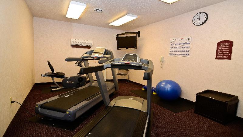 Holiday Inn Express & Suites Fort Atkinson By IHG image