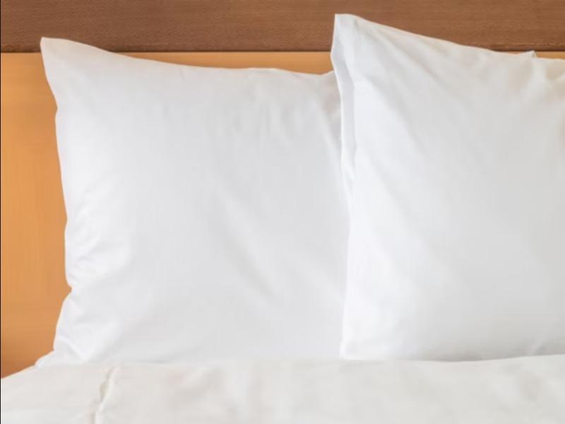 Holiday Inn Express And Suites East Peoria - River image