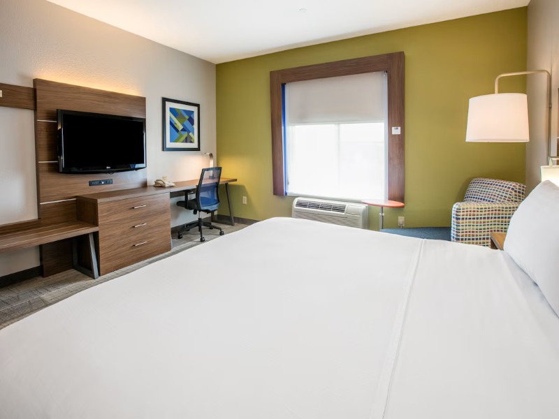 Holiday Inn Express and Suites Dallas - Grand Prai image